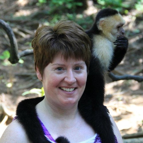 Meet your Posher, Dawn - Picture 1 of 5